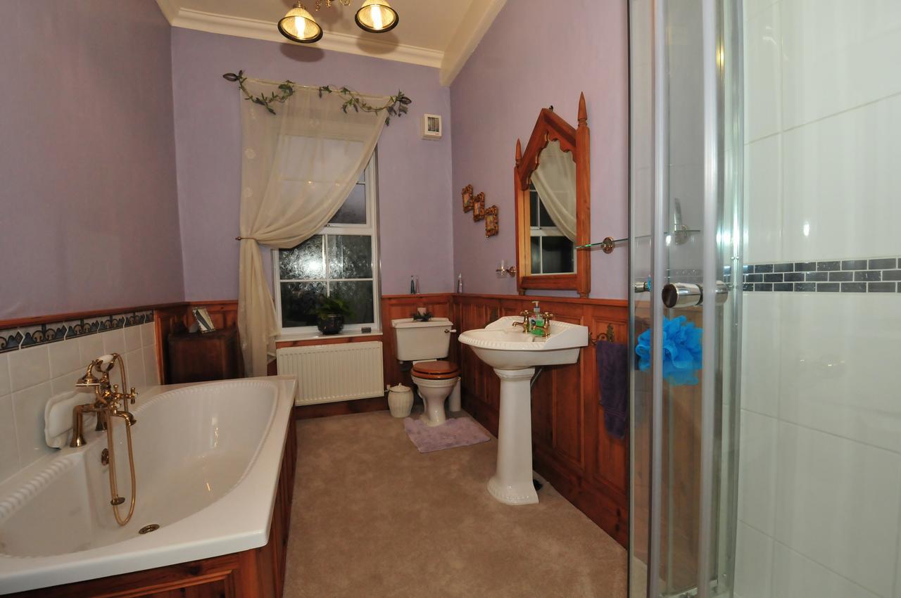 Ashtree House Bed And Breakfast Thornton  ภายนอก รูปภาพ
